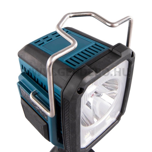 Makita DML812 14,4-18V LXT Li-ion akkus LED kézi lámpa reflektor 1250 lumen