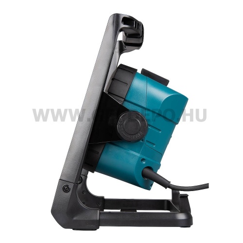 Makita DML805 akkus LED lámpa 750 lumen 14,4/18V LXT (230V)