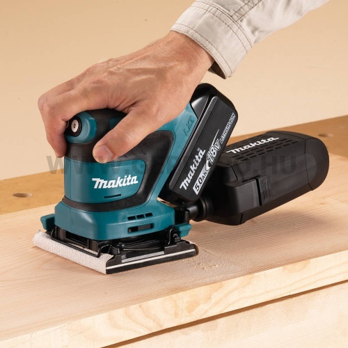 Makita DBO480Z rezgőcsiszoló géptest 18V LXT