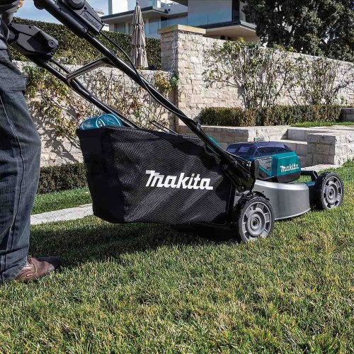 Makita DLM465Z akkus önjáró fűnyíró géptest 2X18V LXT BL XPT