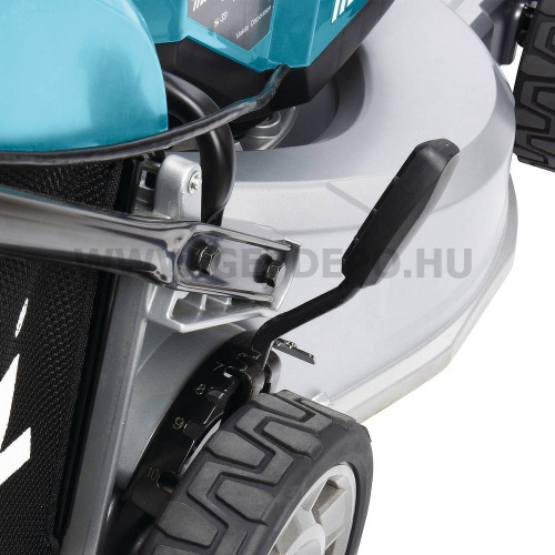 Makita DLM533PG4 akkus önjáró fűnyíró