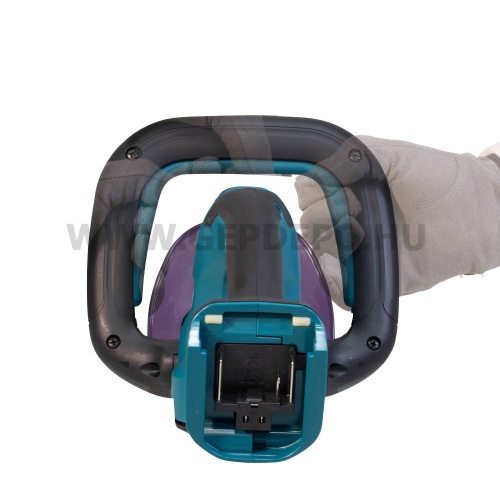 Makita DUH607Z akkus sövényvágó géptest 18V LXT XPT