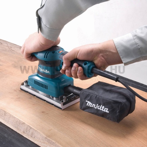 Makita BO3711 rezgőcsiszoló