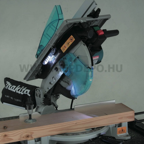 Makita LH1040 kombinált gérvágó