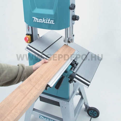 Makita LB1200F szalagfűrész