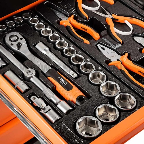 NEO TOOLS szerszámkocsi 7 fiókkal, 176 részes szerszámkészlettel