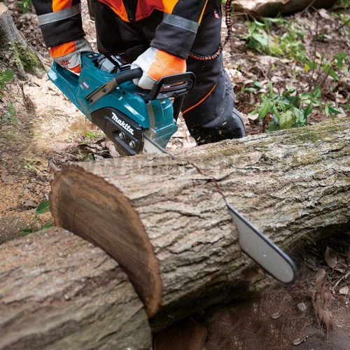 Makita UC030GZ akkus láncfűrész géptest 40V max XGT BL XPT