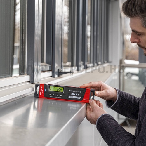 Sola RED 25 digital dőlésmérő