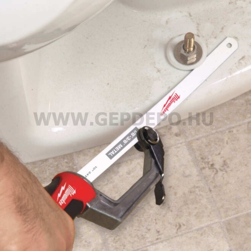 Milwaukee kompakt kézifűrész fémhez 250 mm