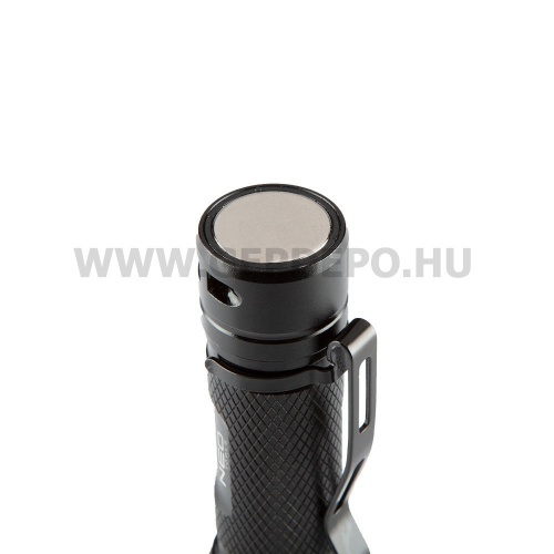 NEO TOOLS tölthető zseblámpa 2000 lumen CHN LED
