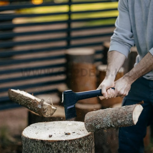 Fiskars A11 kis hasítófejsze 840g