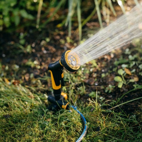 Fiskars Comfort preciziós locsoló készlet