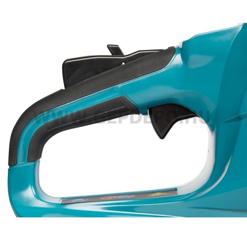 Makita UC030GE101 akkus láncfűrész 40V max XGT BL XPT