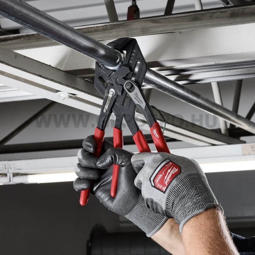 Milwaukee vízpumpafogó 125 mm