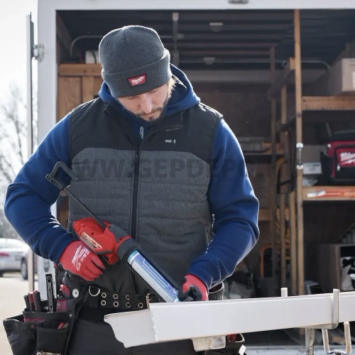 Milwaukee Cuffed Beanie sötét szürke kötött téli sapka