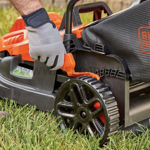 Black+Decker elektromos fűnyíró 1600W, 380mm, 45L-es gyűjtőkosár