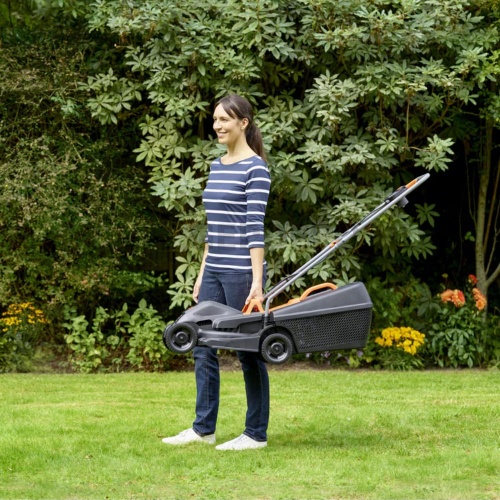 Black+Decker elektromos fűnyíró 1000W, 320mm, 35L-es gyűjtőkosár