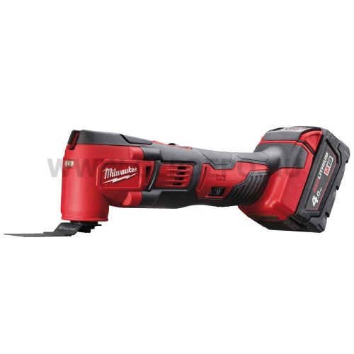 Milwaukee BMT-0X M18 akkus multigép géptest