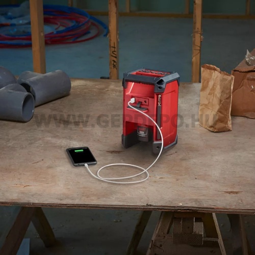 Milwaukee RCDAB+0 M12 akkus rádió és töltő Bluetooth kapcsolattal géptest
