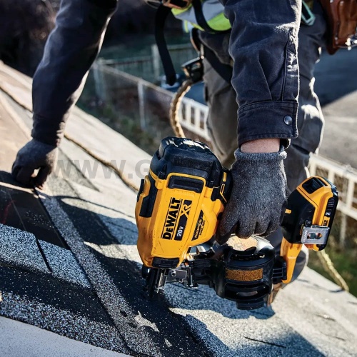 DeWALT DCN45RND2-QW 18V XR Li-ion akkumulátoros zsindely szegező TSTAK kofferben