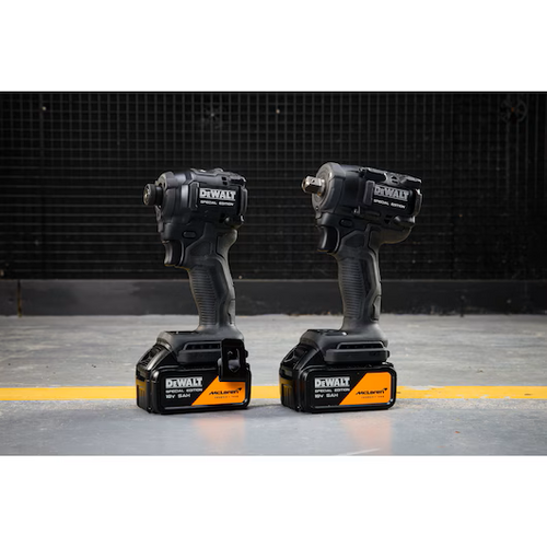 DeWALT DCK2224MP2T-QW McLaren18V XR Li-ion akkumulátoros ütvefúró-csavarozó gépszett TSTAK kofferben