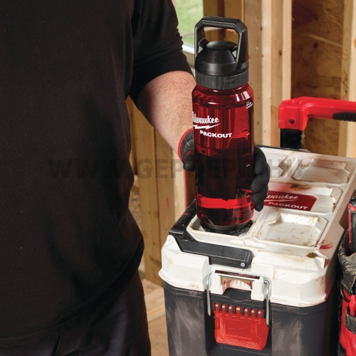 Milwaukee PACKOUT™ kulacs, fekete színben 1005ml