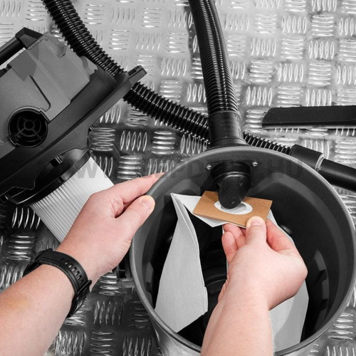 GRAPHITE Akkus száraz/nedves porszívó ENERGY+ 18V, 10kpa, 12L műanyag tartály, akku nélkül