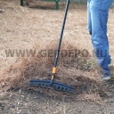 Fiskars Solid univerzális kerti gereblye