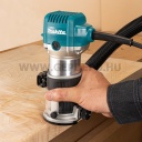 Makita RT0702C élmaró, felsőmaró