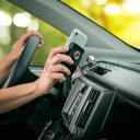 Nite Ize Steelie Squeeze Dash Kit műszerfalra rögzíthető autós telefontartó készlet